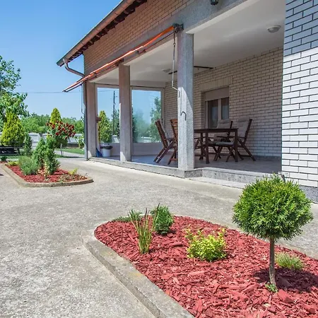 Smestaj Cair Villa Balajnac