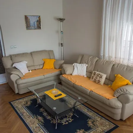 Villa Smestaj Cair *